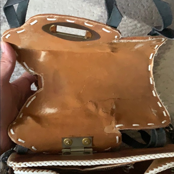 Vintage tooled saddle purse - Picture 7 of 11